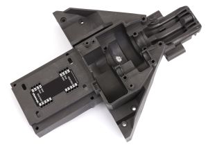 Traxxas bulkhead rear lower