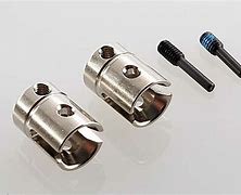 Traxxas drive cups (2), (attaches to 5mm trans output shaft) screw pins, m4/15