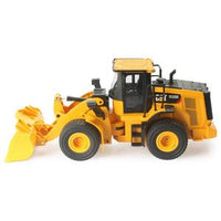 INVENTORY REDUCTION SALE Diecast Masters CAT 1/24 Scale RC 950M Wheel Loader